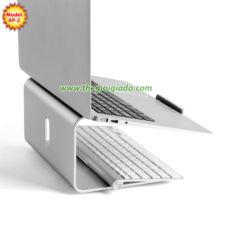 Giá đỡ Laptop trên bàn làm việc